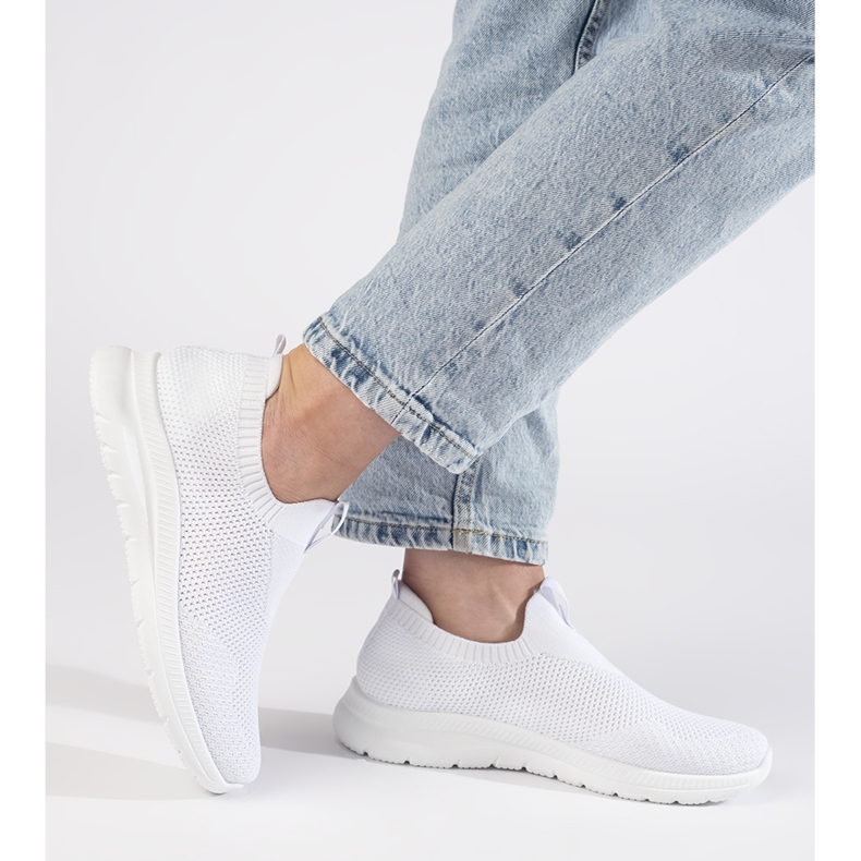 Bílé nazouvací sportovní boty bílý 1