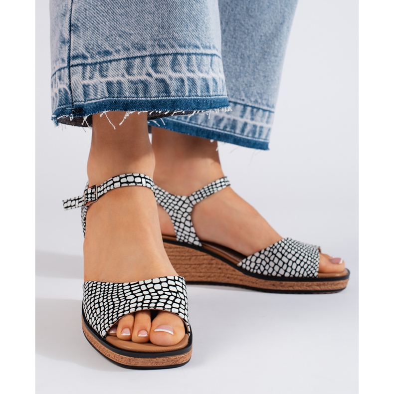 Pohodlné dámské sandály na klínku Sergio Leone bílý 2