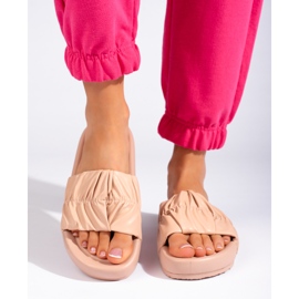 Béžové dámské žabky béžový 1