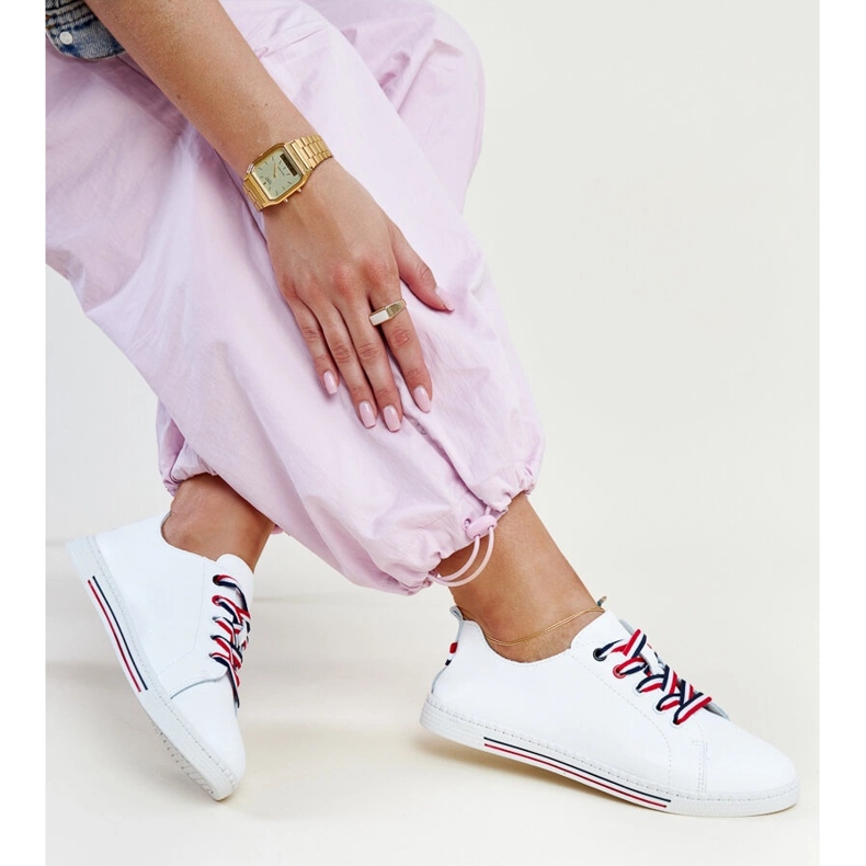 Bílé kožené tenisky Vinceza bílý 2