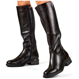 Černé dámské kozačky z ekokůže na zimu černá 2