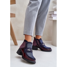 Kožené dámské kozačky na masivních podpatcích s ozdobou Maciejka 06747-23 Burgundsko-Navy Blue červený 2