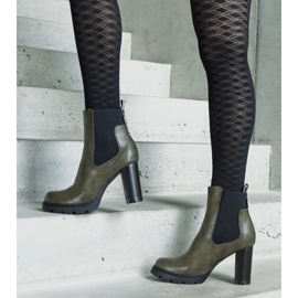 Zelené nazouvací kotníkové boty z ekokůže Motena zelená 1 Zelené nazouvací kotníkové boty z ekokůže Motena zelená 1