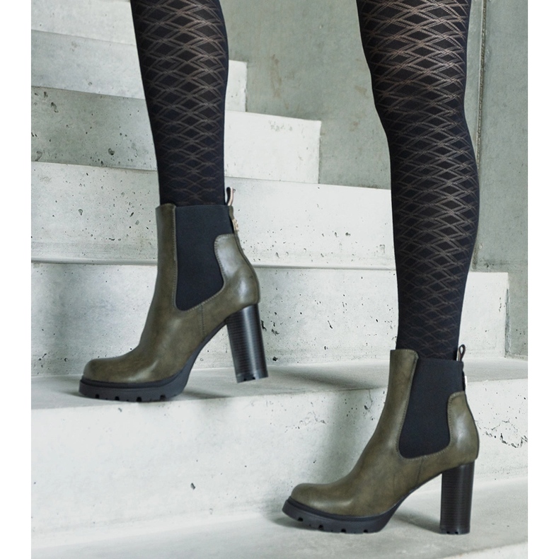 Zelené nazouvací kotníkové boty z ekokůže Motena zelená 1 Zelené nazouvací kotníkové boty z ekokůže Motena zelená 1