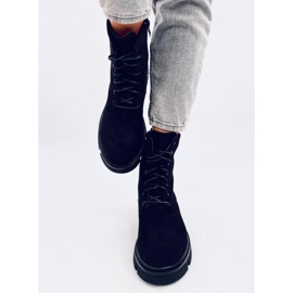 Turner Black šněrovačky černá 1