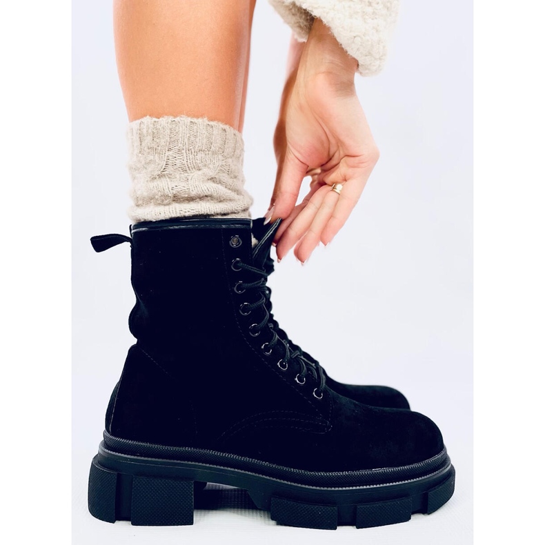 Dazy Black semišové dělníky černá 2