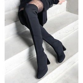 Černé nazouvací kozačky na vysokém podpatku s pružným svrškem Flamme černá 1