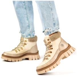 Dámské zateplené kozačky, béžové CC-44CREM béžový 1