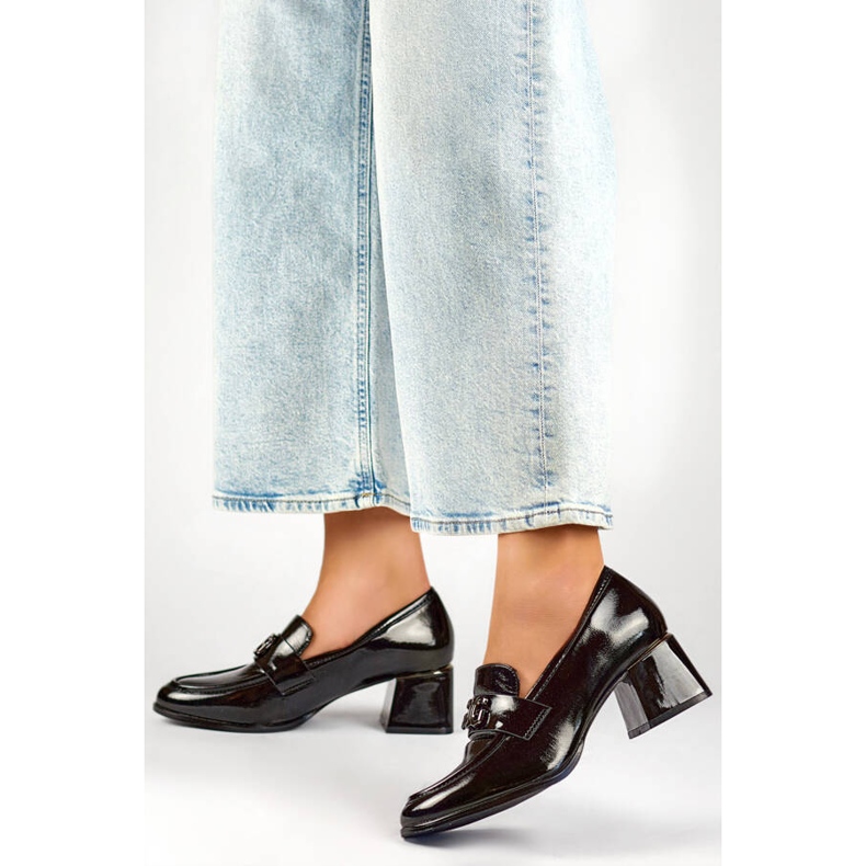 Dámské boty na nízkém podpatku, lakovaná černá, GD-FL475B 2