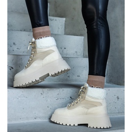 Béžové tenisky se silnou podrážkou a kožíškem od Best béžový 1