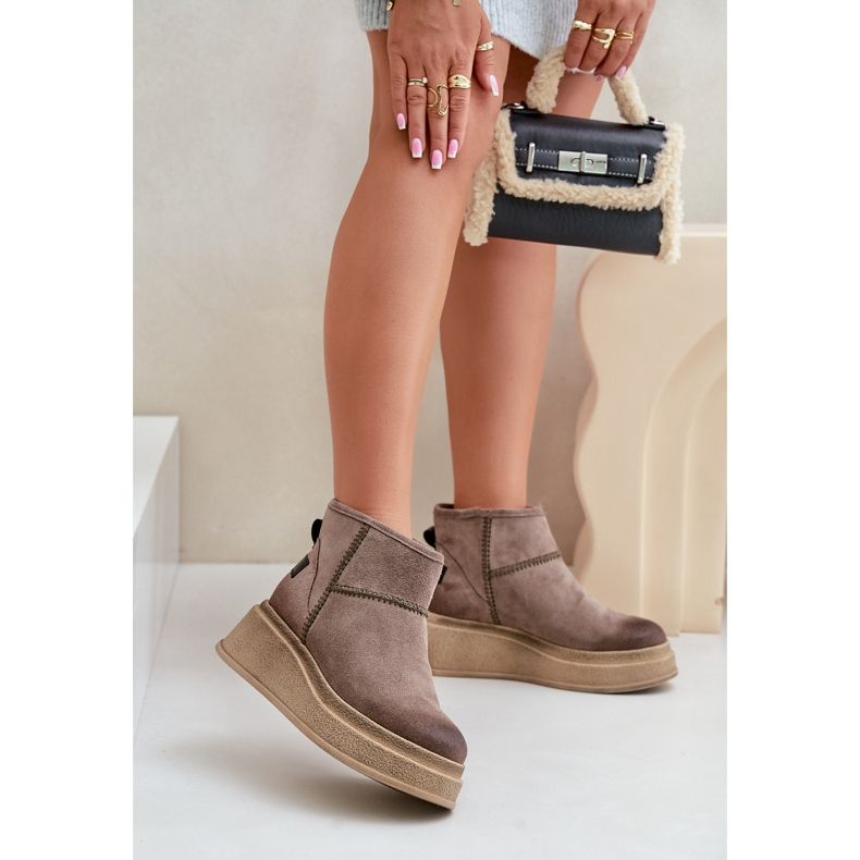 Kožené semišové sněhule na platformě a klínku Maciejka 06769-02 tmavě hnědá hnědý 2