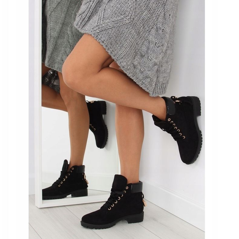 Dámské černé kozačky AT-0623-L černé černá 1