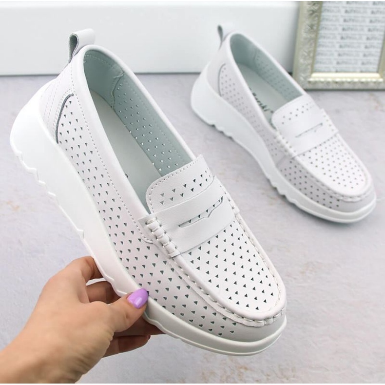 S.Barski S. Barski prolamované boty W LR509 OLI253A bílý 2