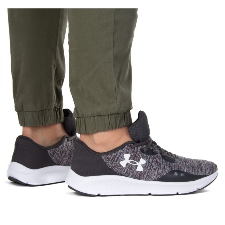 Boty Under Armour Charged Pursuit 3 Twist 3025945-100 šedá 1