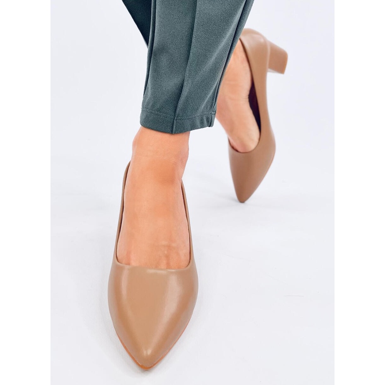 Crafts Khaki lodičky na nízkém podpatku béžový 1 Crafts Khaki lodičky na nízkém podpatku béžový 1