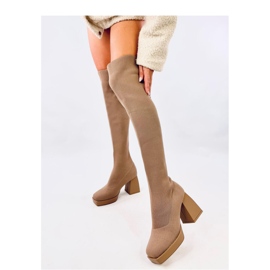 Ponožky na podpatku v khaki barvě béžový 1