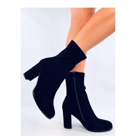 Semišové kotníkové boty Poulter Black - Inello černá 1