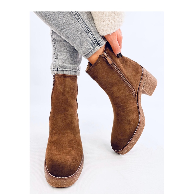 Filly Green kotníkové boty na stabilním podpatku hnědý 1 Filly Green kotníkové boty na stabilním podpatku hnědý 1