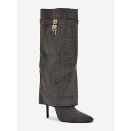 Model C-337 Černé boty černá 2