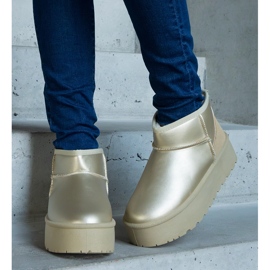 Zlaté nízké sněhule na platformě zlatý 2 Zlaté nízké sněhule na platformě zlatý 2