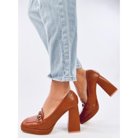 Dámské boty na podpatku s hnědým zdobením 1
