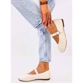 Dámské balerínky s béžovým páskem 2 Dámské balerínky s béžovým páskem 2