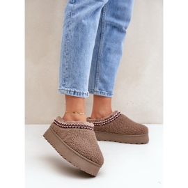 Hnědé Sněhule na platformě z ovčí kůže s kožešinou hnědý 2 Hnědé Sněhule na platformě z ovčí kůže s kožešinou hnědý 2