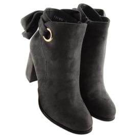 Šedé Kozačky na vysokém podpatku YBS1612 šedé šedá 1 Šedé Kozačky na vysokém podpatku YBS1612 šedé šedá 1