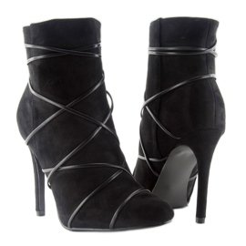 Černý semiš na vysokém podpatku černá 2