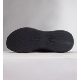 Běžecké boty Adidas Response Runner U IG0736 černá 3