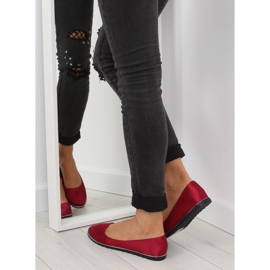 Saténové vínové baleríny A8621 červené 2