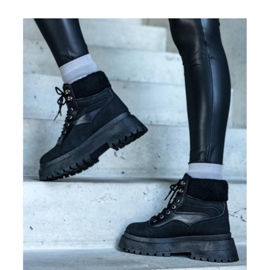 Černé tenisky se silnou podrážkou a kožíškem od Best - Solea černá 1