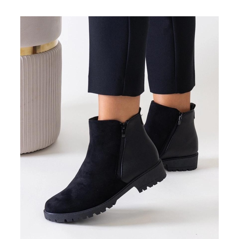 Černé kotníkové boty na platformě z eko-semišu Kirla - Solea černá 1