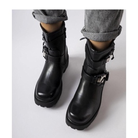 Černé masivní kozačky značky Enrico - Solea černá 1