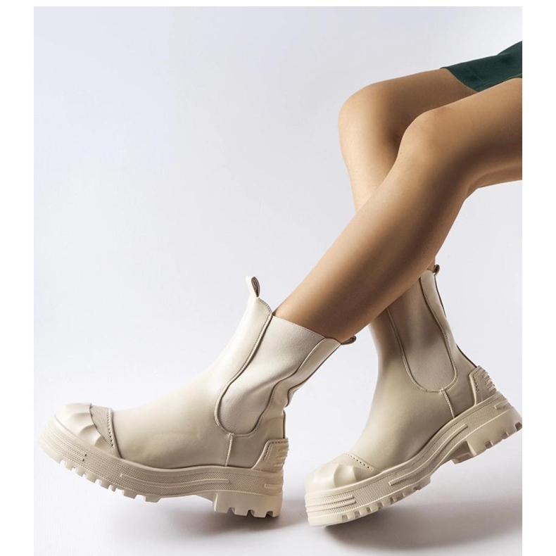 Béžové zateplené masivní kotníkové boty značky Albanese - Solea béžový 1