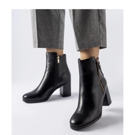 Černé zateplené klasické kozačky Edilio - Solea černá 1