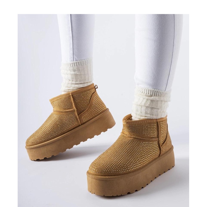 Hnědé sněhule se zirkony hnědý 1