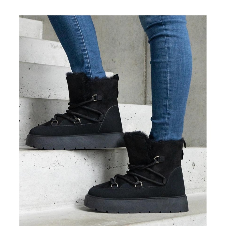 Černé sněhule na platformě s kožešinovou izolací černá 1 Černé sněhule na platformě s kožešinovou izolací černá 1