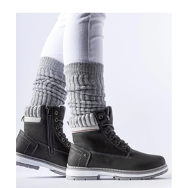 Šedé, izolované turistické boty šedá 1