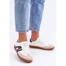 Šněrovací sportovní obuv 7112 Bílá/Černá bílý 1 Šněrovací sportovní obuv 7112 Bílá/Černá bílý 1