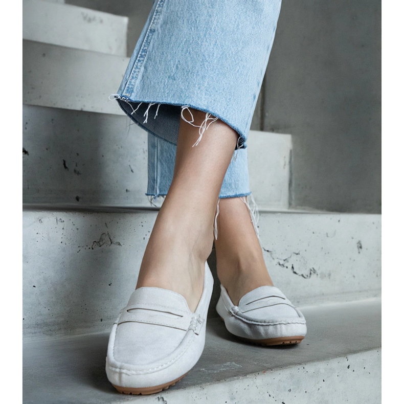 Šedé dámské mokasíny vyrobené z ekologického semiše šedá 1