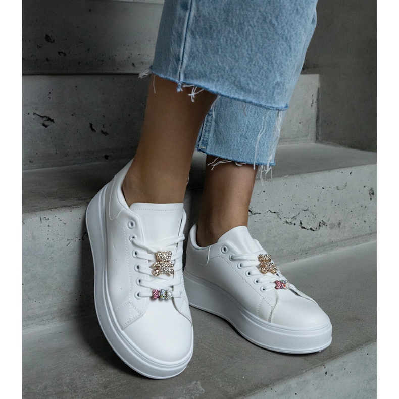 Bílé tenisky na platformě zdobené plyšovým medvídkem bílý 1