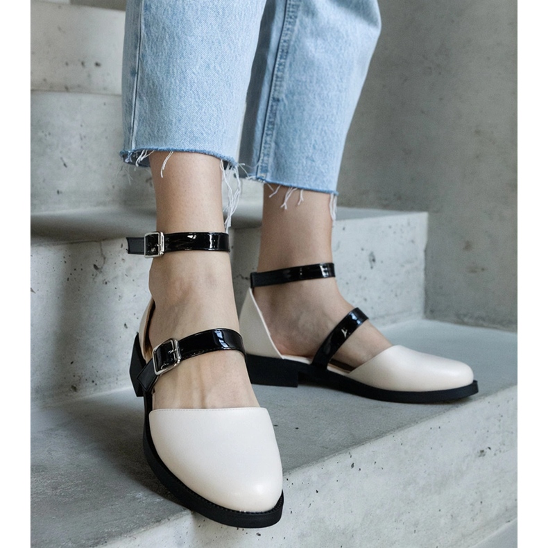 Béžové balerínky se sponou béžový 1