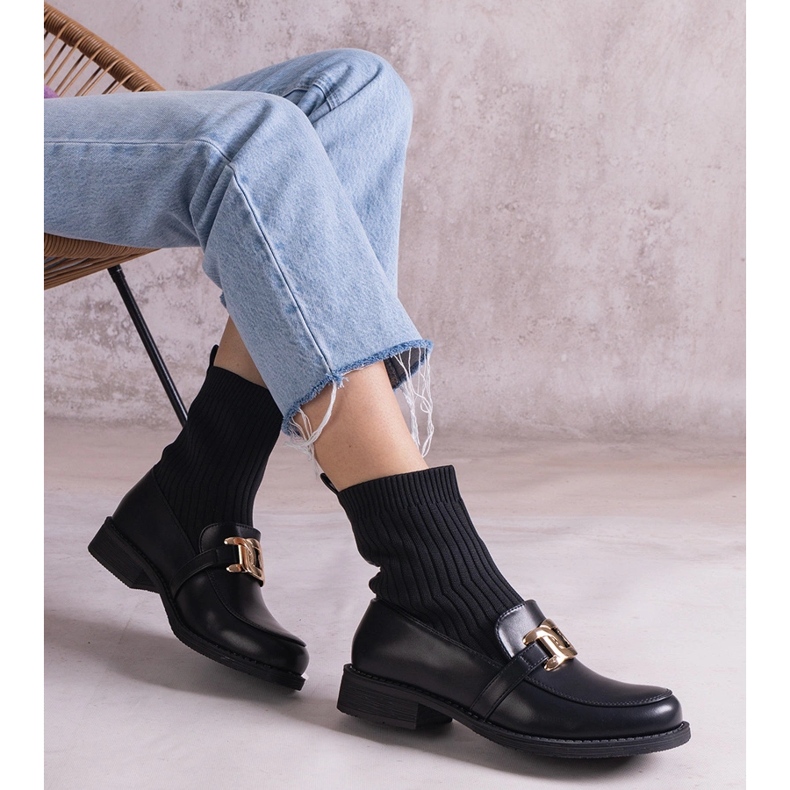 Černé kotníkové boty s látkovým svrškem černá 1