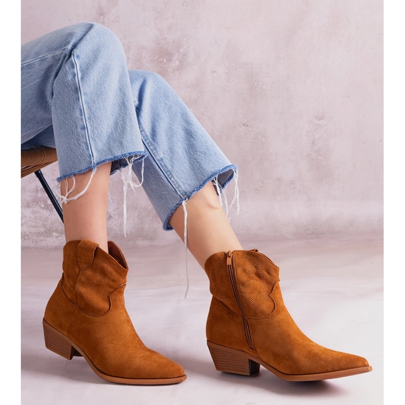 Hnědé kotníkové boty hnědý 1