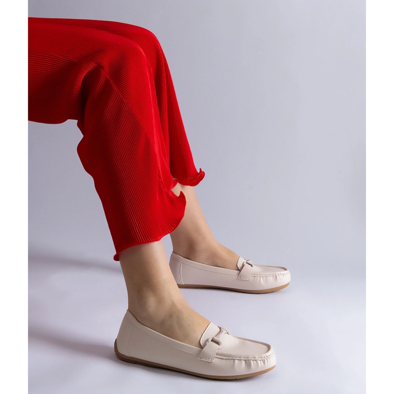 Beige Classic Eco Leather Mokasíny s ozdobou béžový 1