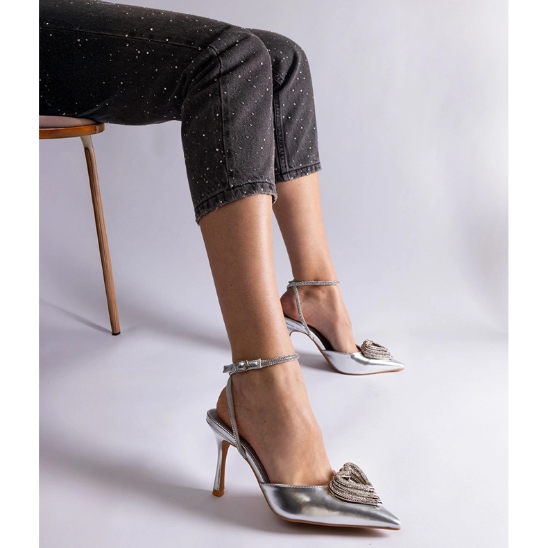 Stříbrné lodičky s otevřeným podpatkem zdobené zirkony stříbrný 2