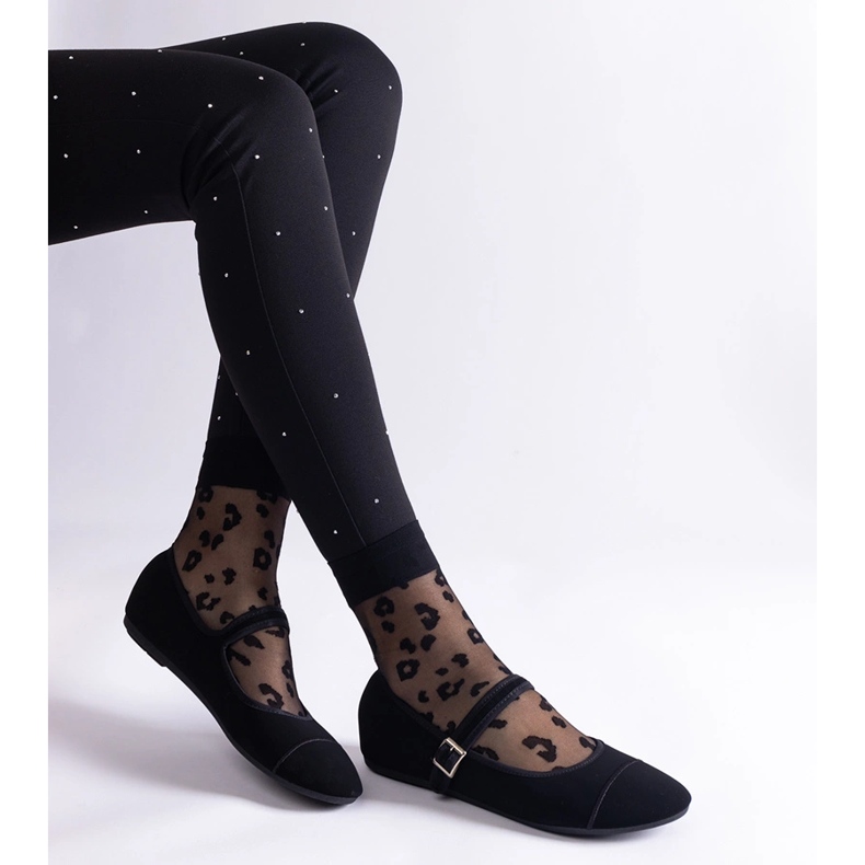 Černé balerínky s matným povrchem, zapínání na přezku černá 1