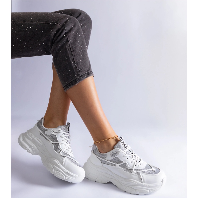 Bílé tenisky se třpytivými vsadkami bílý 2 Bílé tenisky se třpytivými vsadkami bílý 2