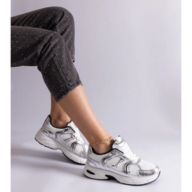 Dámské bílé a stříbrné tenisky stříbro 2